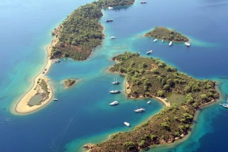 Explore Fethiye and Ölüdeniz: Top Attractions, Dining, and Travel Tips